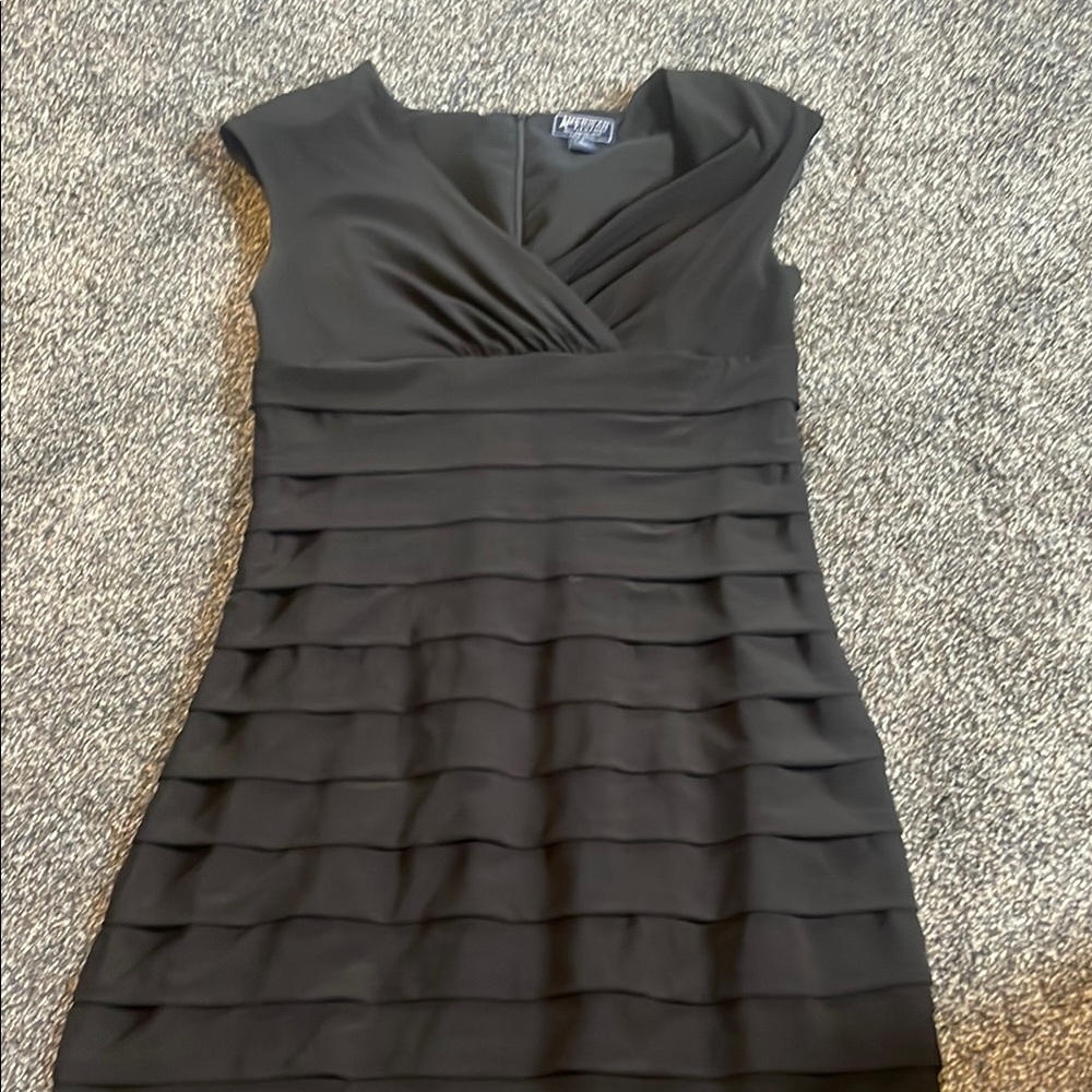 Elegant Black Sleeveless Dress